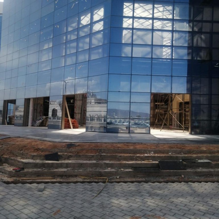 Construction of the outpatient clinic building for King Fahd Hospital in Madinah - Saudi Arabia